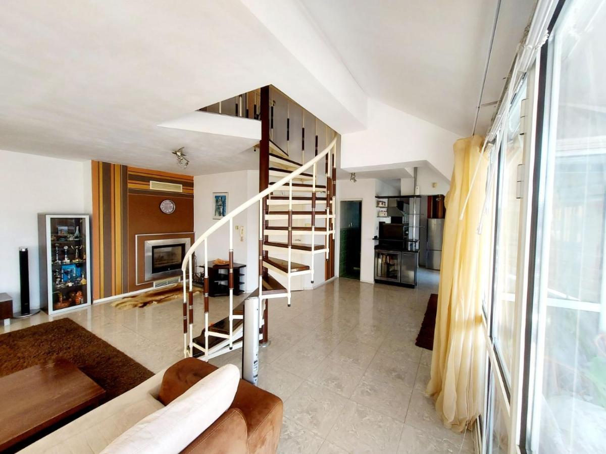 Comfort Flat Burgas Luaran gambar