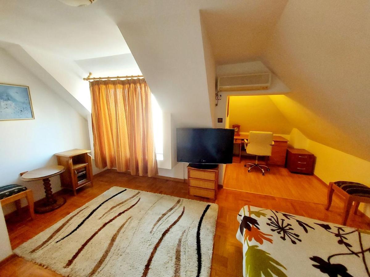 Comfort Flat Burgas Luaran gambar